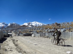 At 5100m, La Rinconada is the highest city on our planet (16730 ft). 30.000 people mine gold here.